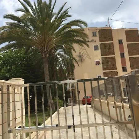 Avda Almadraba Apartment *